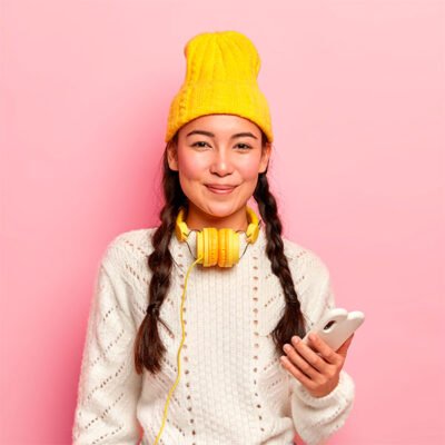 adorable-dark-haired-girl